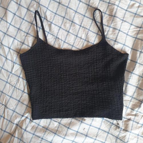 Black crop top